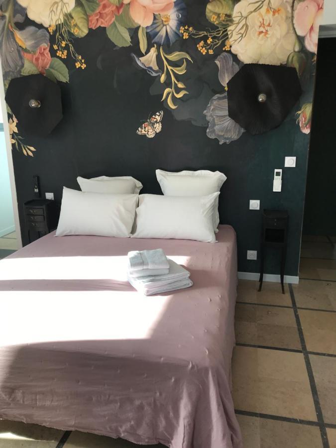 La Casa Sanills Hotel Saint-Hippolyte  Kültér fotó